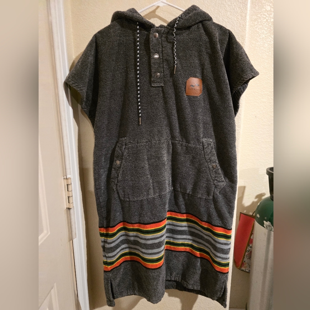 Slowtide Surf Poncho Changing Towel Hooded Terry Black S/M
